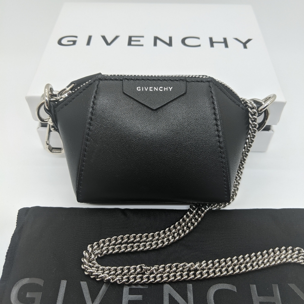 Givenchy antigona baby bag